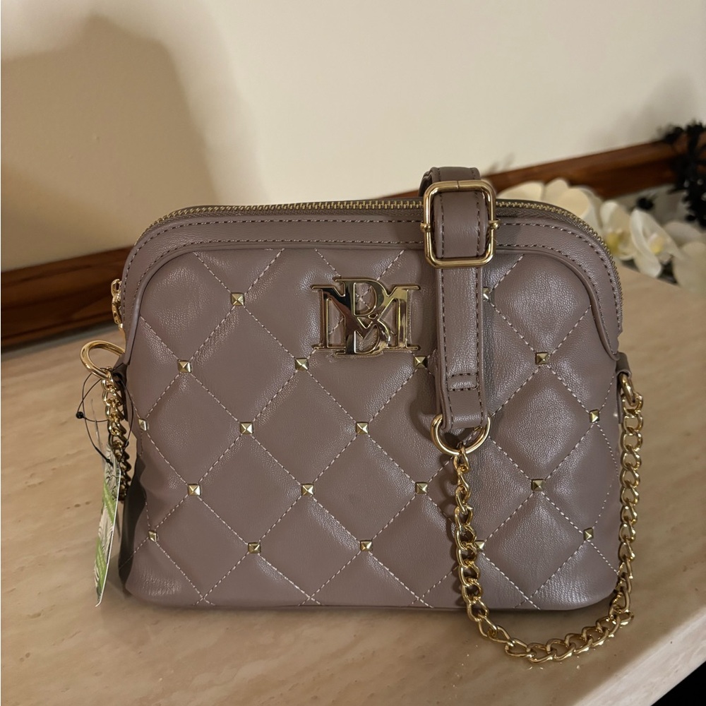 Badgely Mischka Elegant Taupe Quilted Crossbody Bag